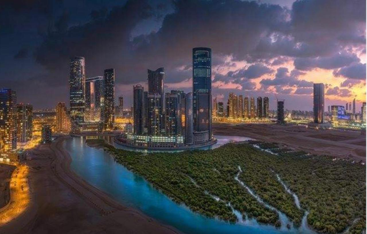 Abu Dhabi Cozy Mangrove View, Seaview 1 Bedroom 1 Partition Apartment Not Hotel المظهر الخارجي الصورة
