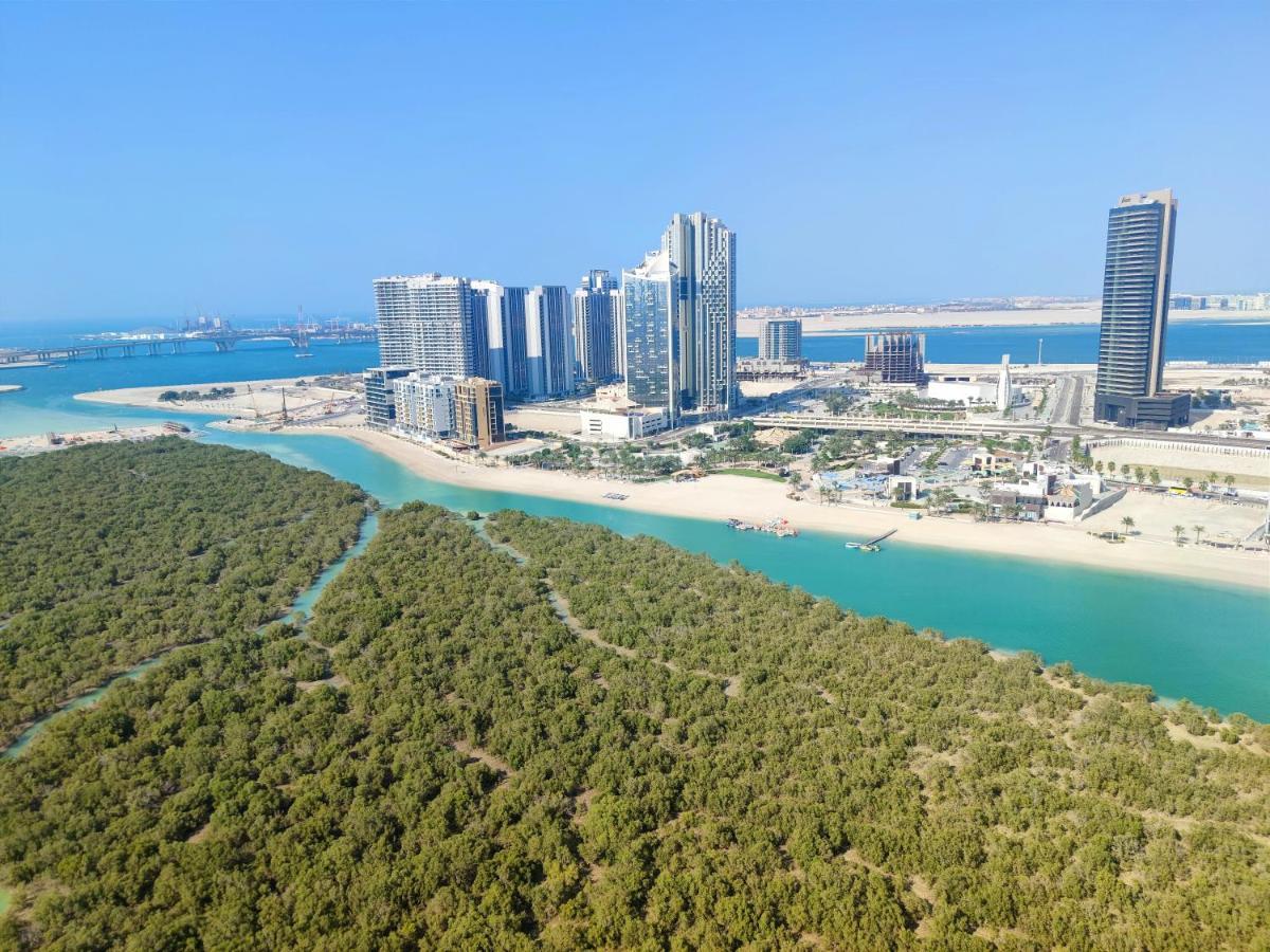 Abu Dhabi Cozy Mangrove View, Seaview 1 Bedroom 1 Partition Apartment Not Hotel المظهر الخارجي الصورة